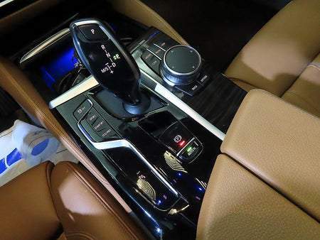 BMW 5-Series — photo 12