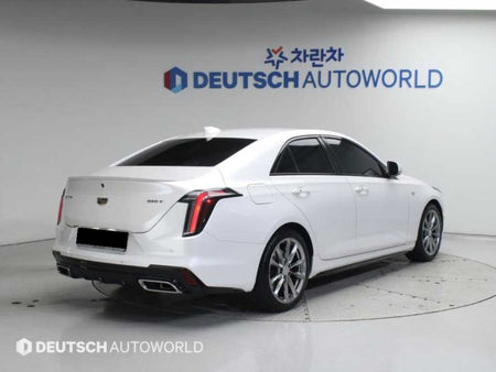 Cadillac CT4 — photo 02