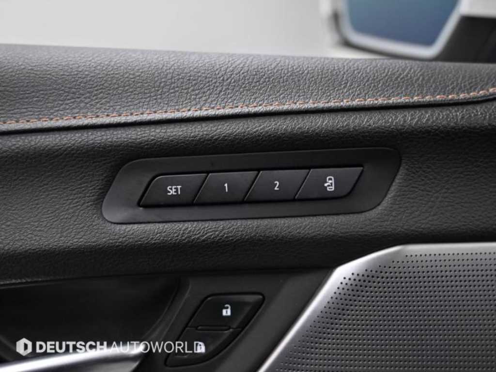 Cadillac CT4 — photo 16