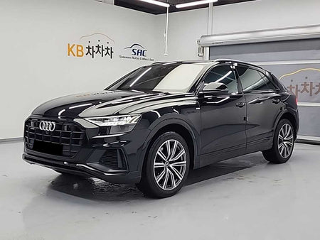 Audi Q8 — photo 01