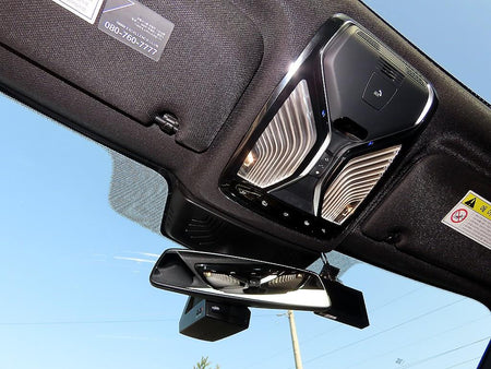 BMW 7-Series — photo 13