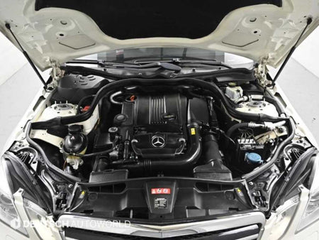 Mercedes-Benz E-Class — photo 06