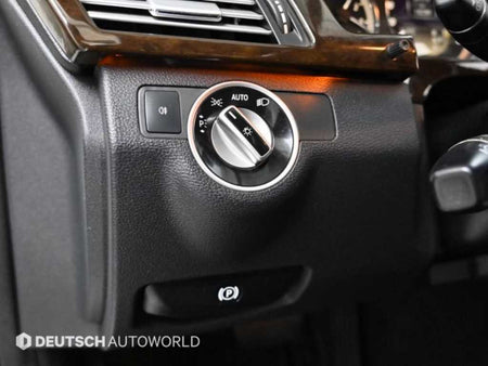 Mercedes-Benz E-Class — photo 17