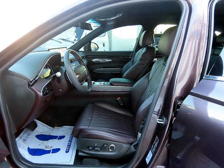Genesis GV70 — photo 05