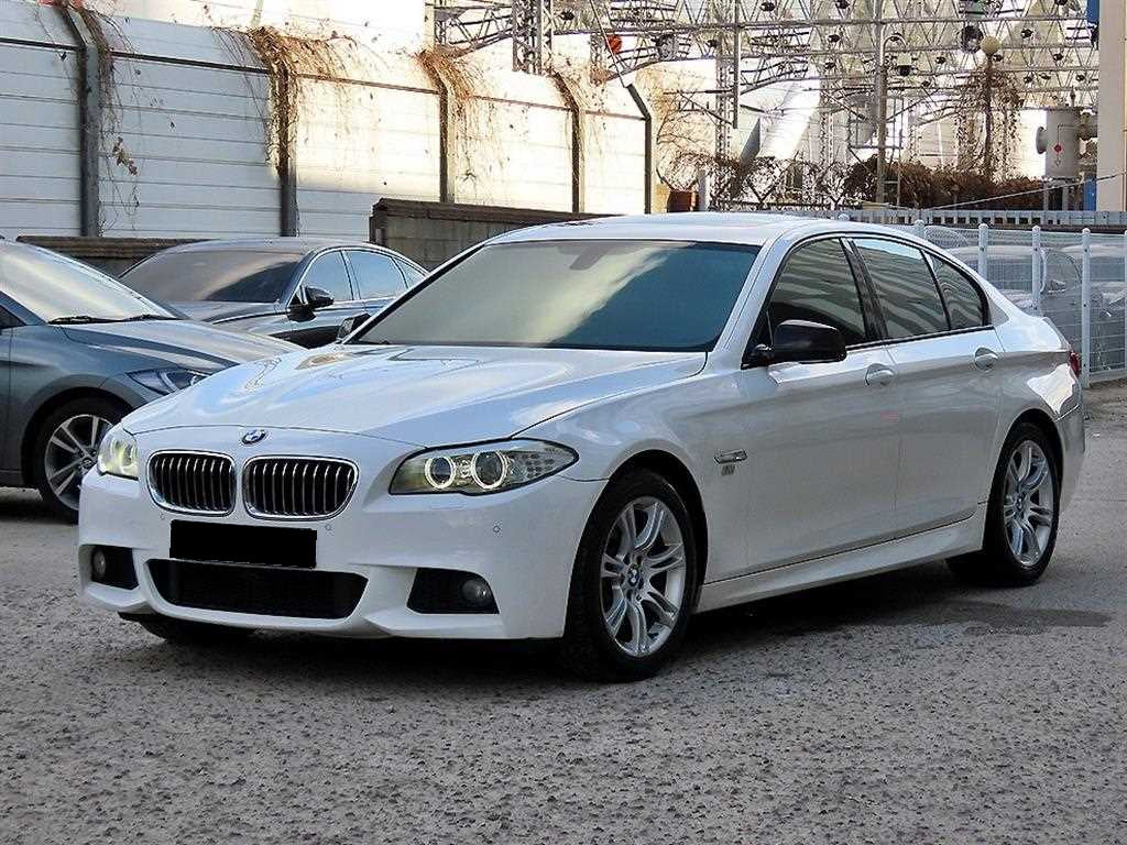 BMW 5-Series — photo 02