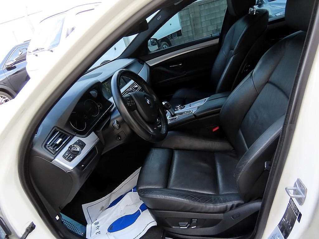 BMW 5-Series — photo 05