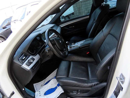 BMW 5-Series — photo 05