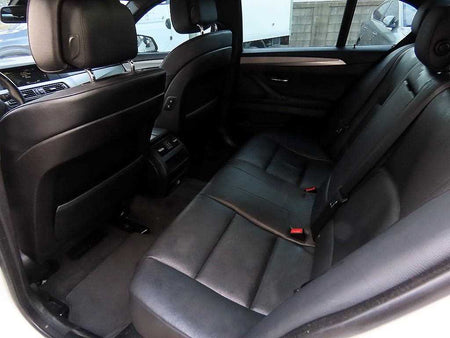 BMW 5-Series — photo 06