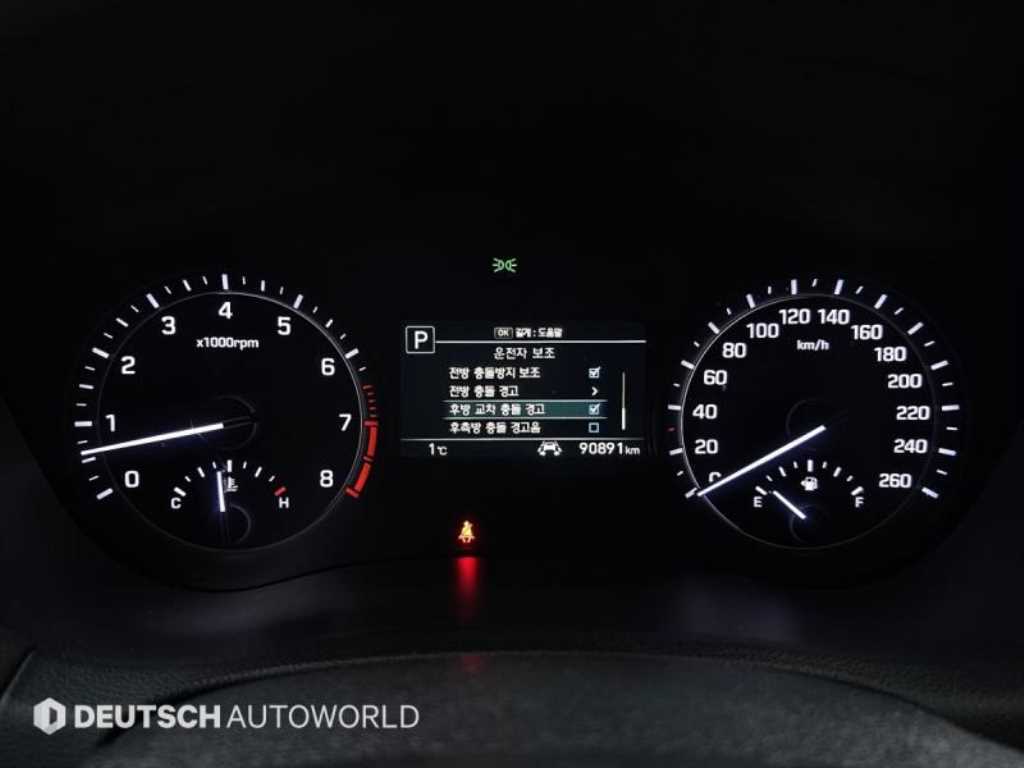 Genesis G80 — photo 07