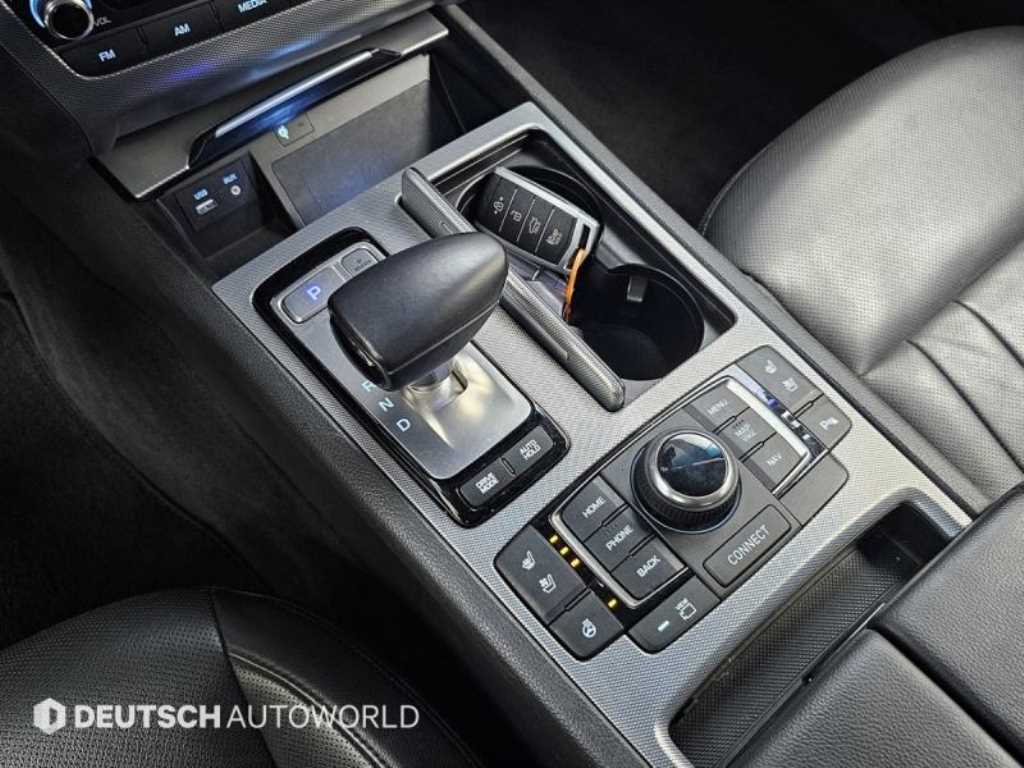 Genesis G80 — photo 08