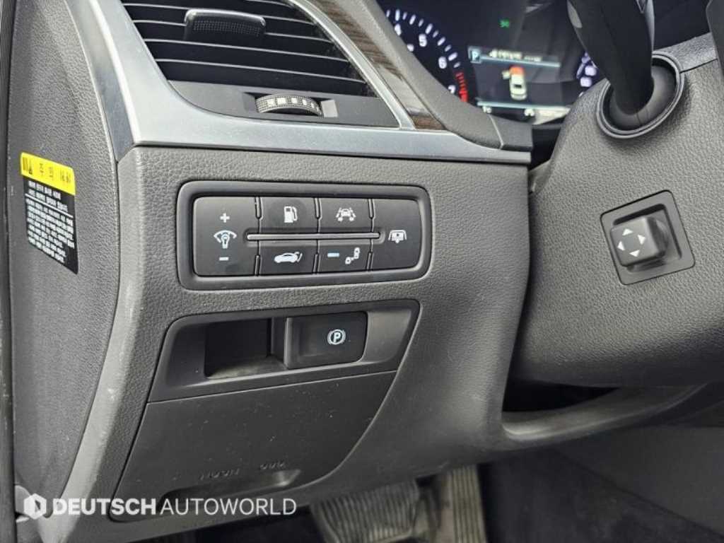 Genesis G80 — photo 16