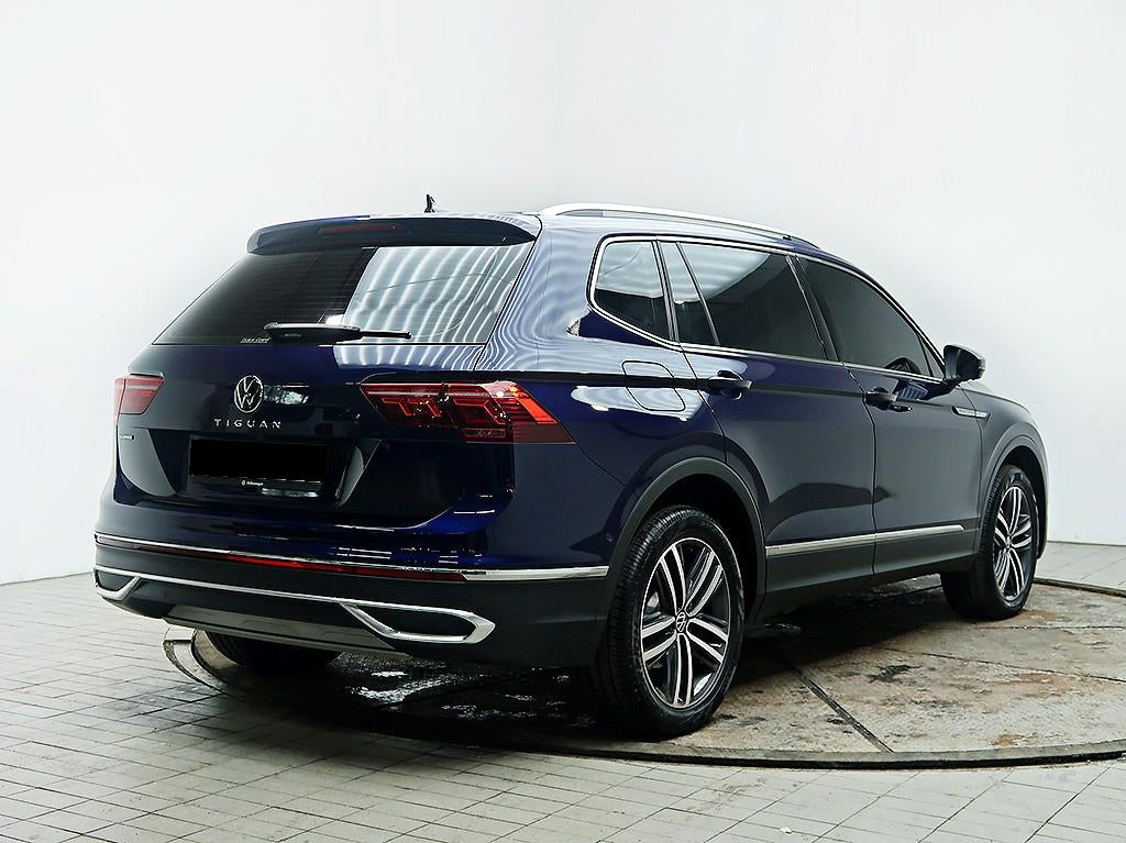 Volkswagen Tiguan — photo 04