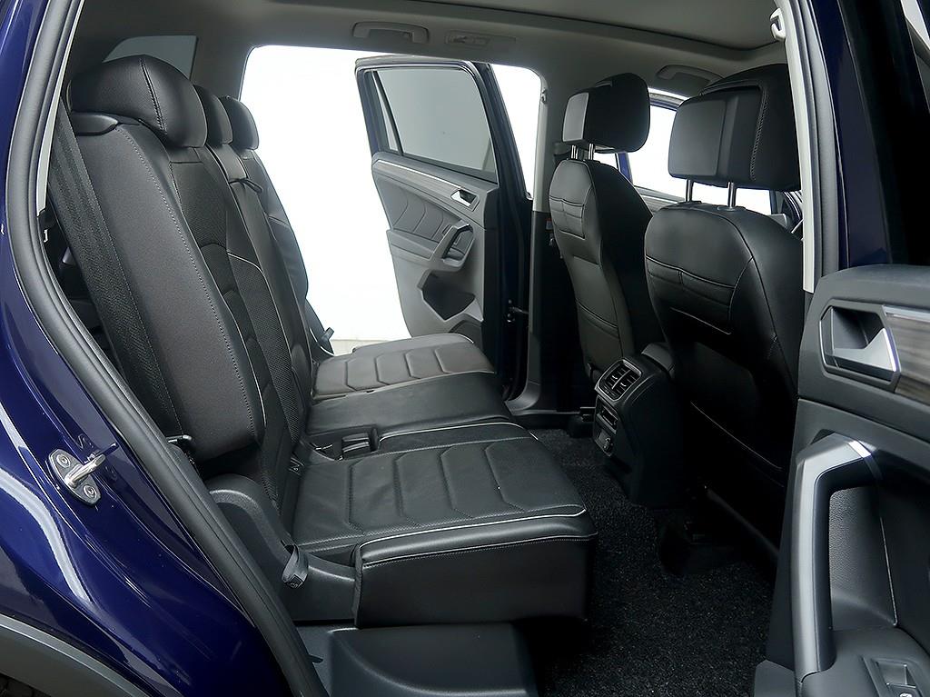 Volkswagen Tiguan — photo 12