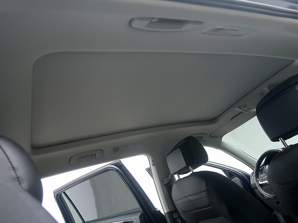 Volkswagen Tiguan — photo 14