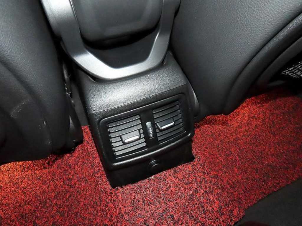 BMW X2 (F39) — photo 14