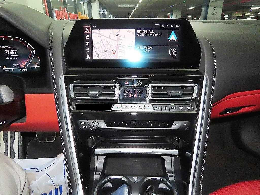BMW 8-Series — photo 11