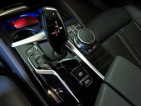 BMW 5-Series — photo 12