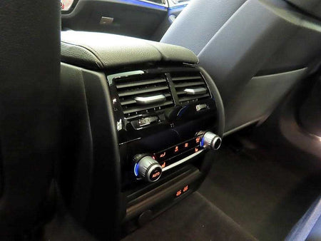 BMW 5-Series — photo 16