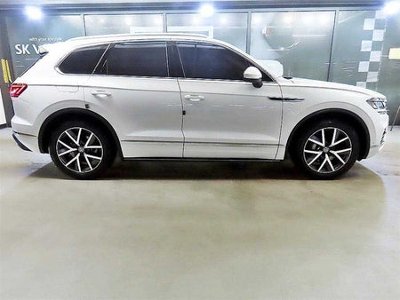 Volkswagen Touareg — photo 03