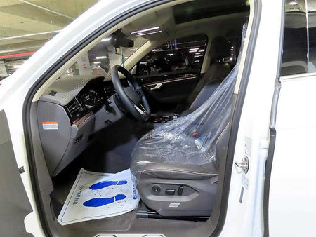 Volkswagen Touareg — photo 06