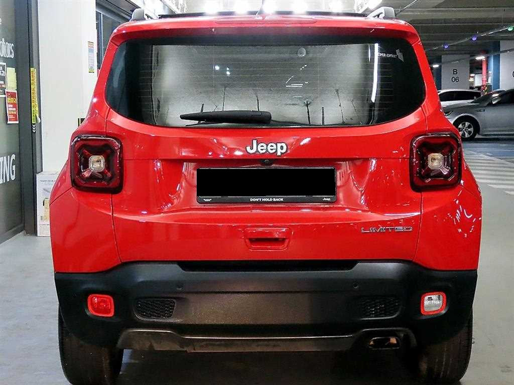 Jeep Renegade — photo 05