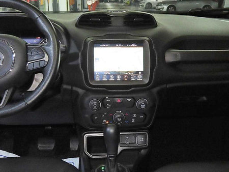 Jeep Renegade — photo 11