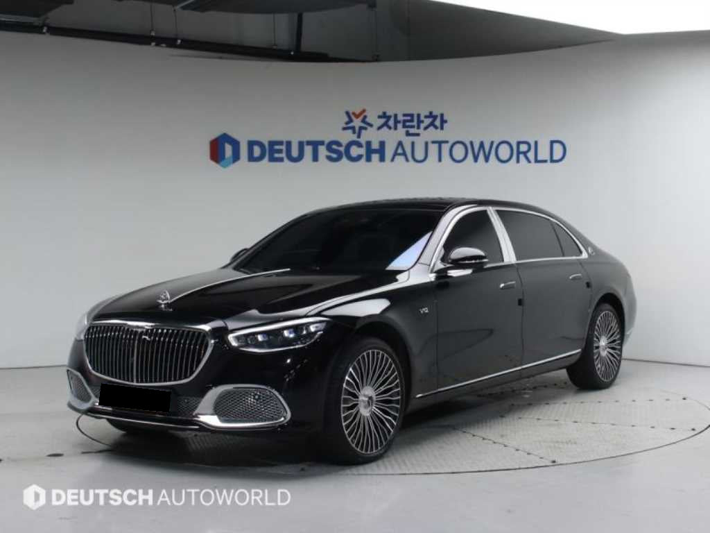 Mercedes-Benz S-Class — photo 01