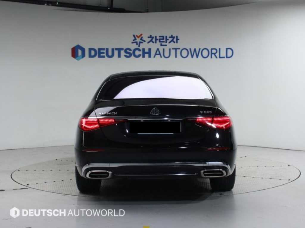 Mercedes-Benz S-Class — photo 04