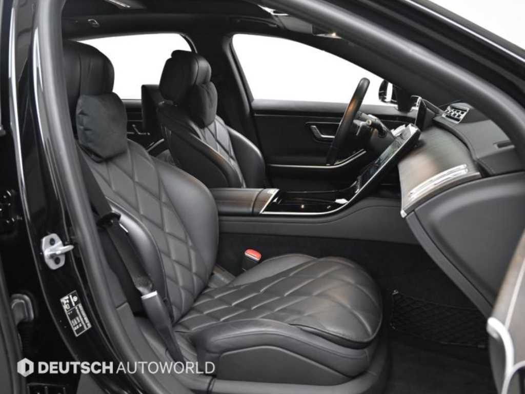 Mercedes-Benz S-Class — photo 10