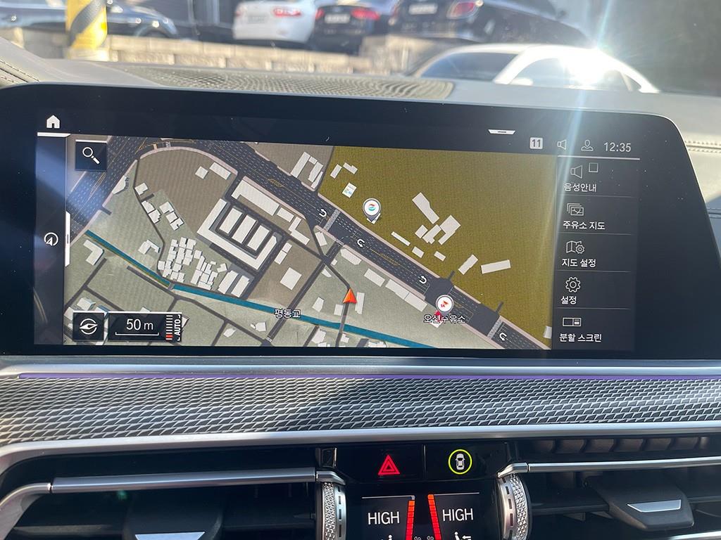 BMW X5 — photo 12