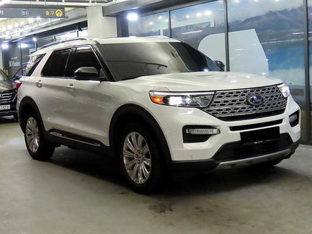 Ford Explorer — photo 01