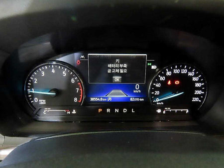 Ford Explorer — photo 09