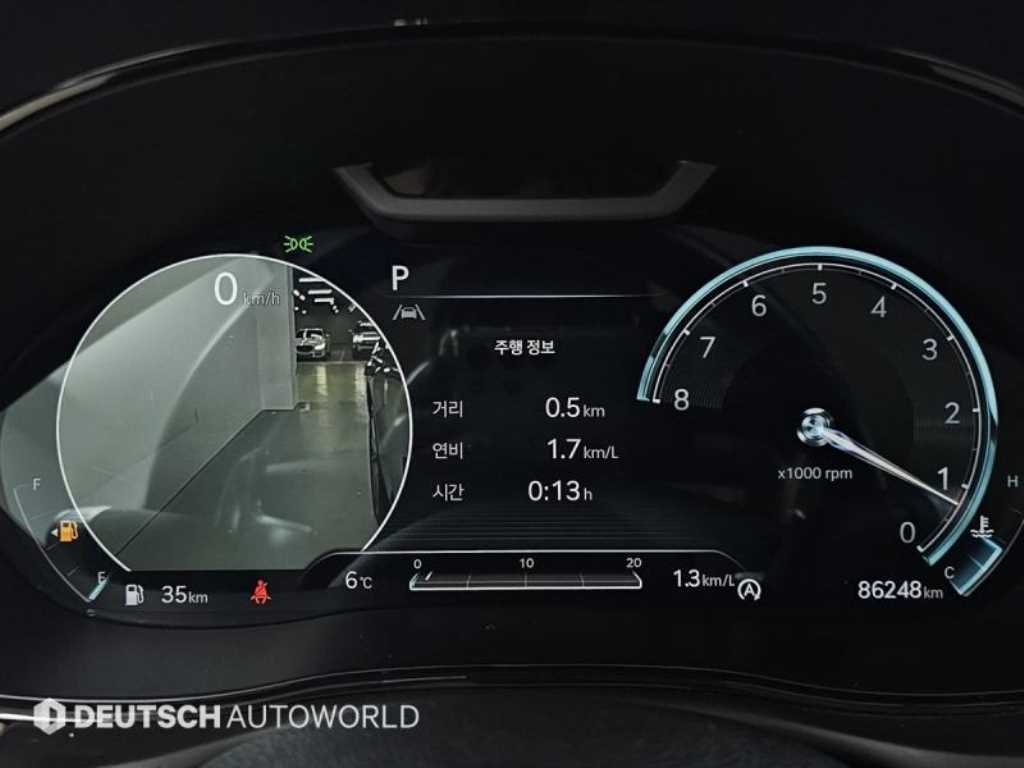 Genesis GV70 — photo 08