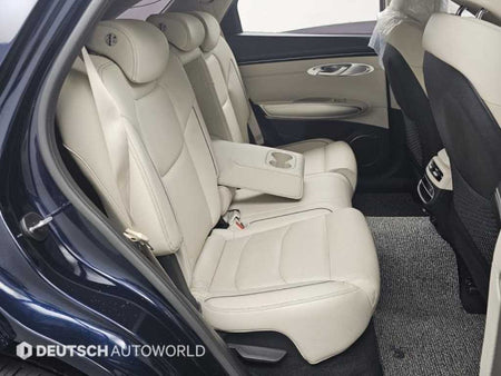 Genesis GV70 — photo 12