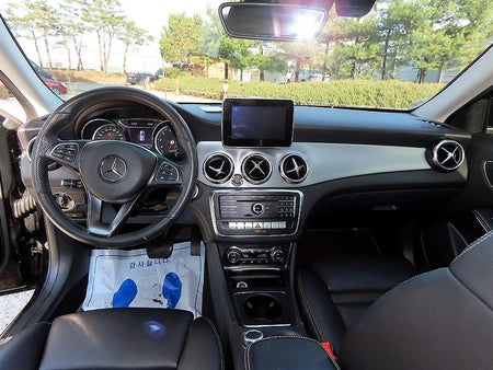 Mercedes-Benz GLA-Class — photo 07