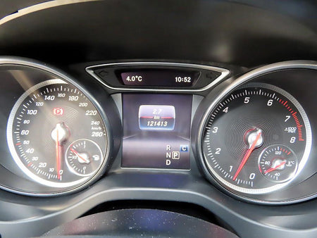 Mercedes-Benz GLA-Class — photo 09