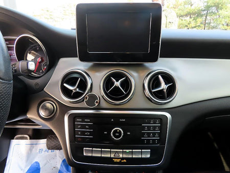 Mercedes-Benz GLA-Class — photo 13