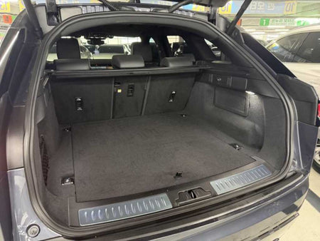 Land Rover Range Rover Velar — photo 08