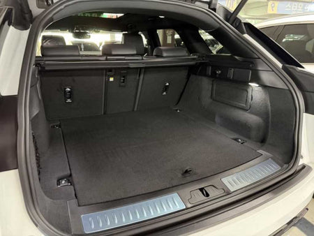 Land Rover Range Rover Velar — photo 09
