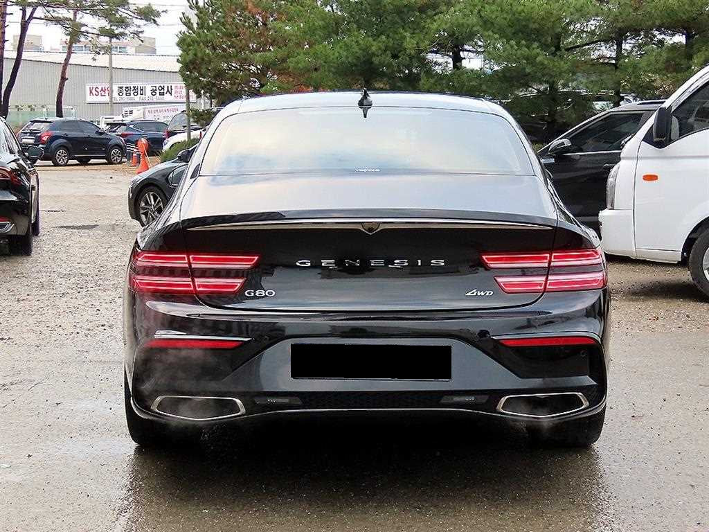 Genesis G80 — photo 04
