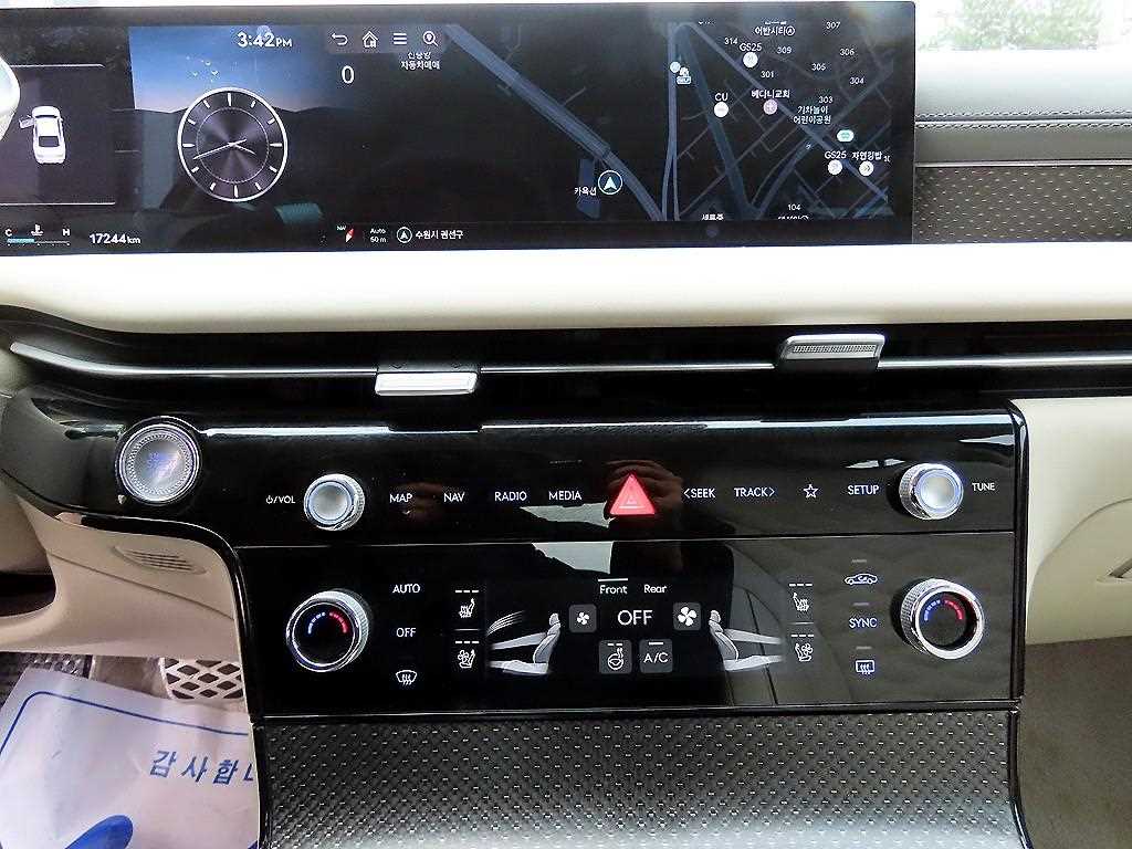 Genesis G80 — photo 14