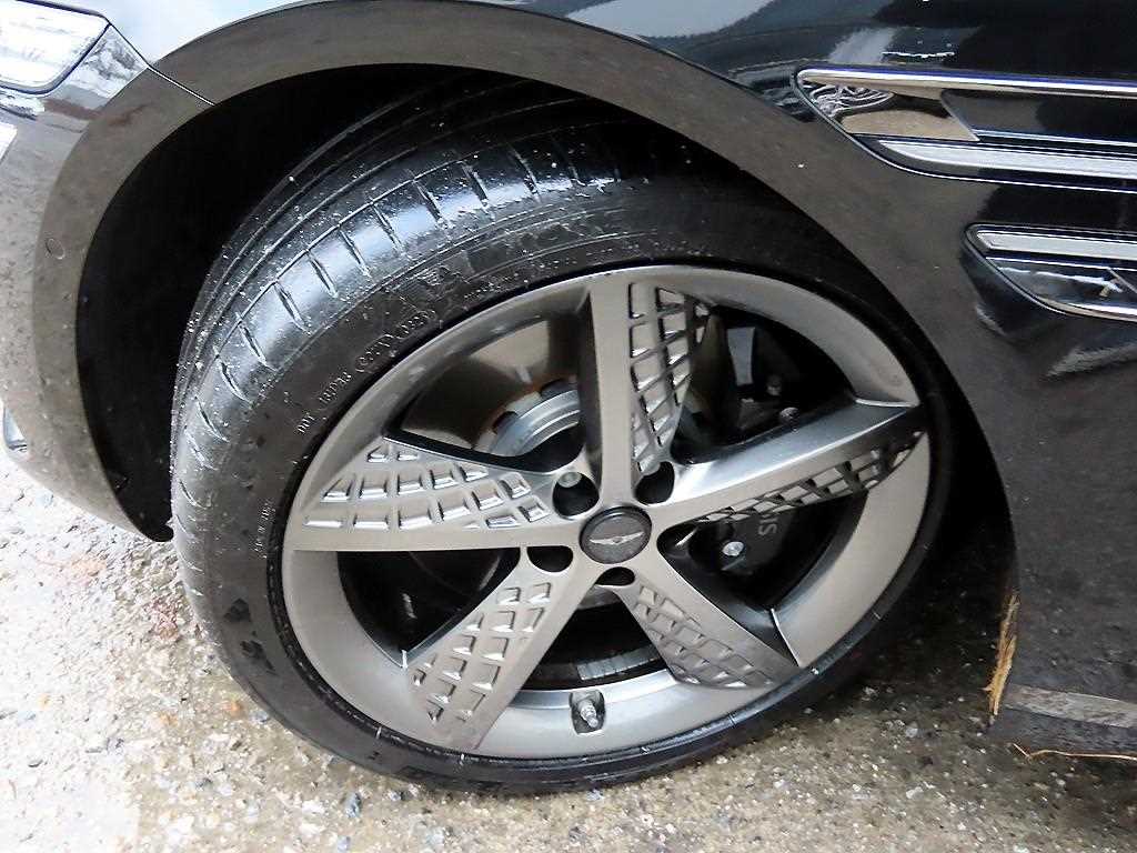 Genesis G80 — photo 20
