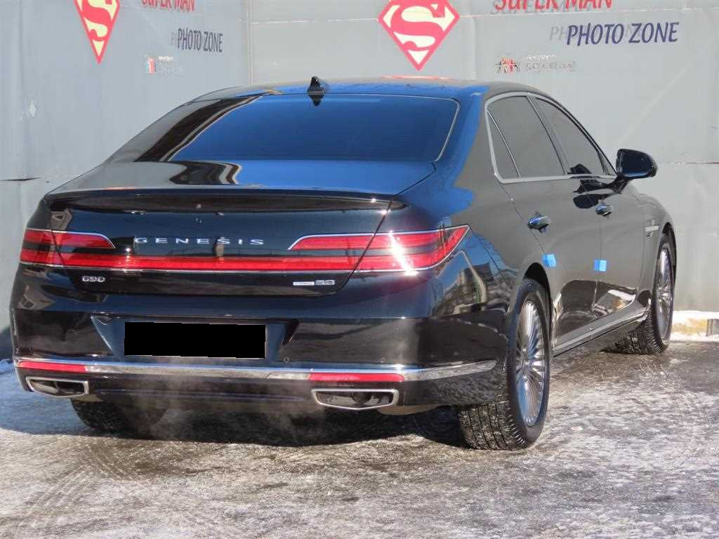 Genesis G90 — photo 03