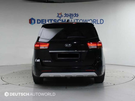 Kia Carnival — photo 04