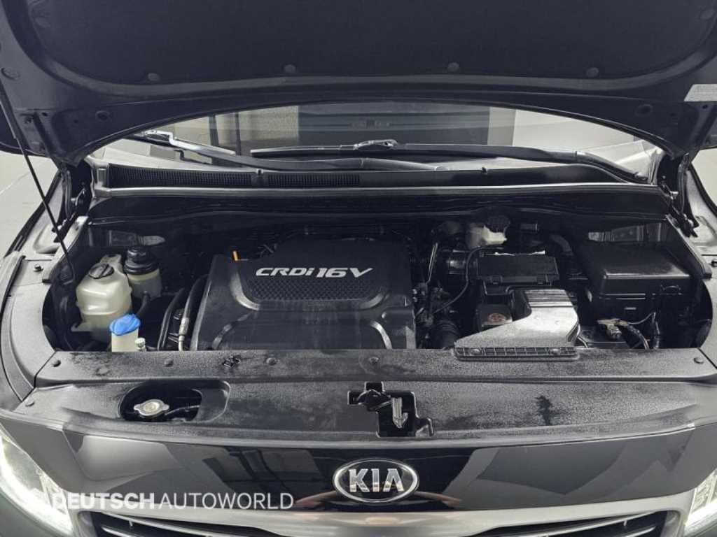 Kia Carnival — photo 06