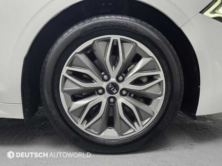 Kia K5 — photo 05