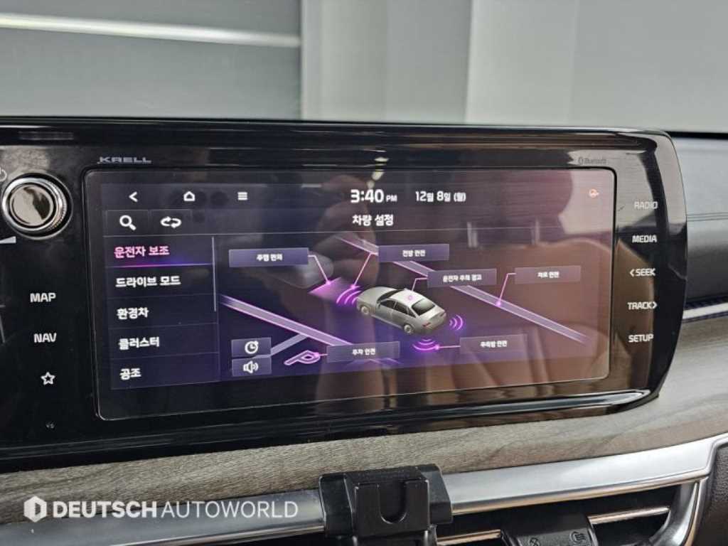 Kia K5 — photo 17