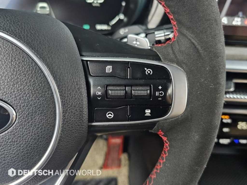 Kia K5 — photo 18