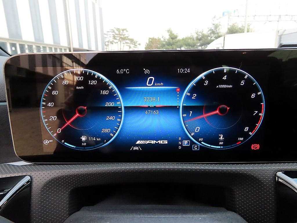 Mercedes-Benz A-Class — photo 09