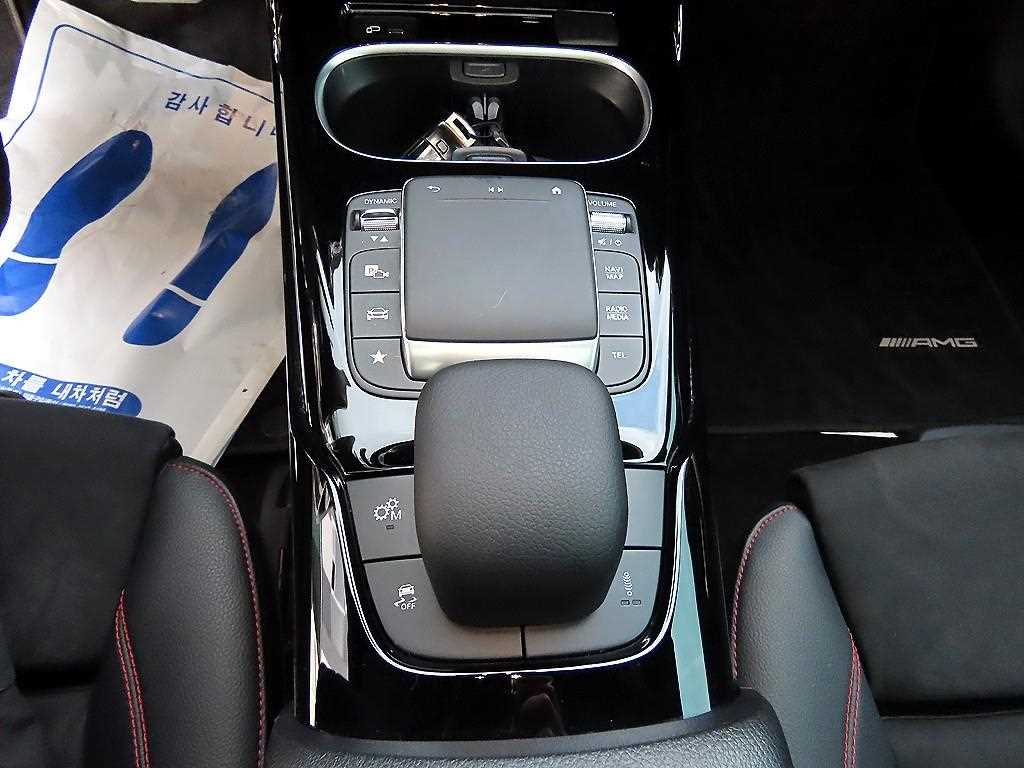 Mercedes-Benz A-Class — photo 12